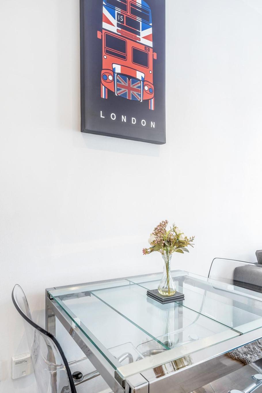 2-Bed Notting Hill / Portobello Лондон Екстериор снимка