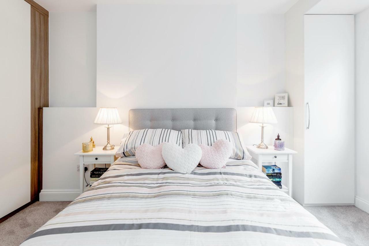 2-Bed Notting Hill / Portobello Лондон Екстериор снимка