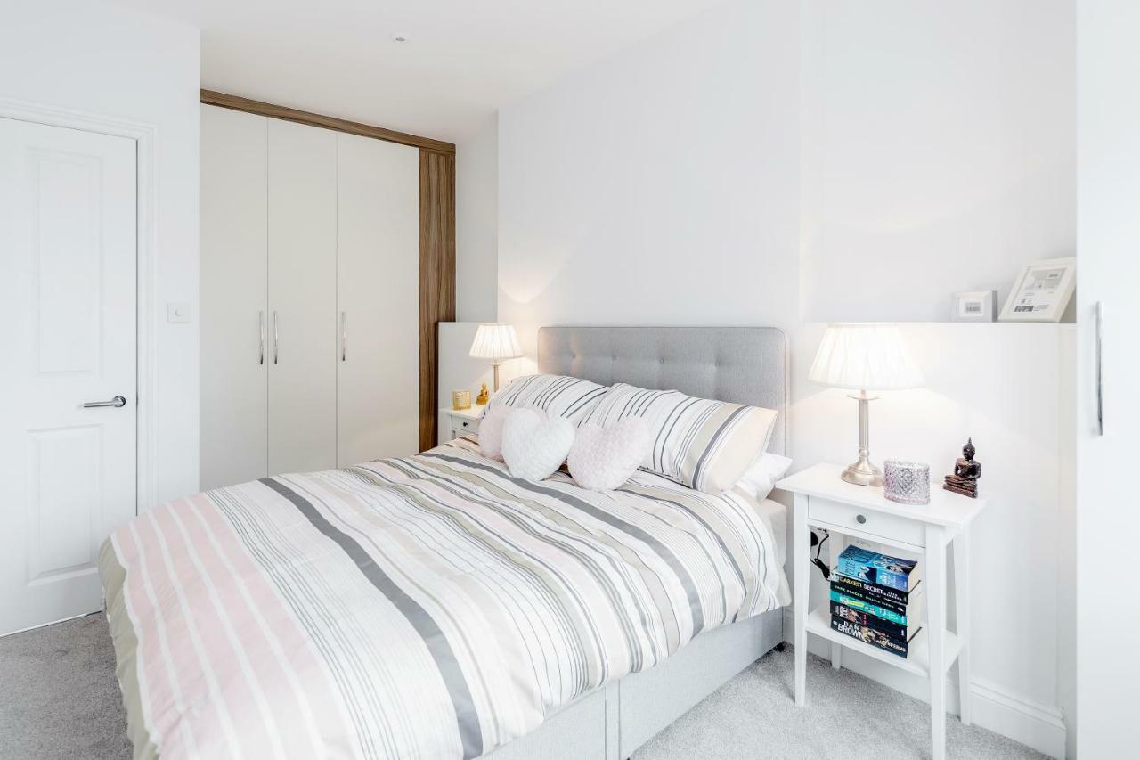 2-Bed Notting Hill / Portobello Лондон Екстериор снимка